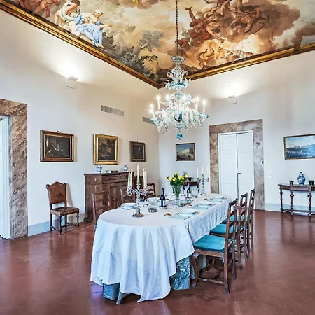 Dimora Del Palazzo Aldobrandini Del Papa By Interhome Florenz